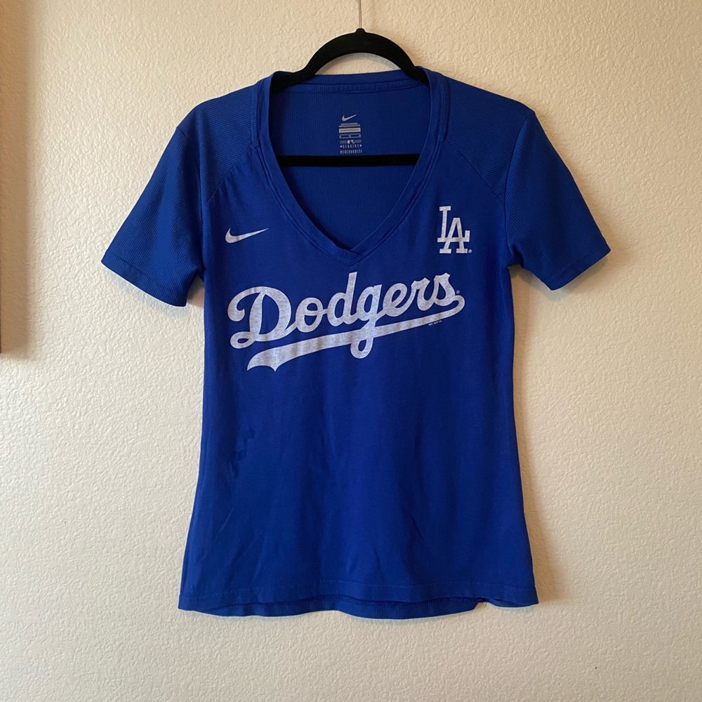 Dodgers Nike Women’s Fitted Shirt Size Medium